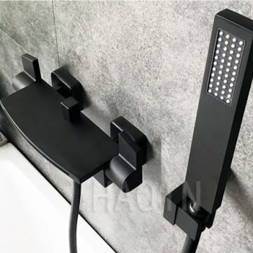 51021-PB黑色大瀑布浴缸龍頭